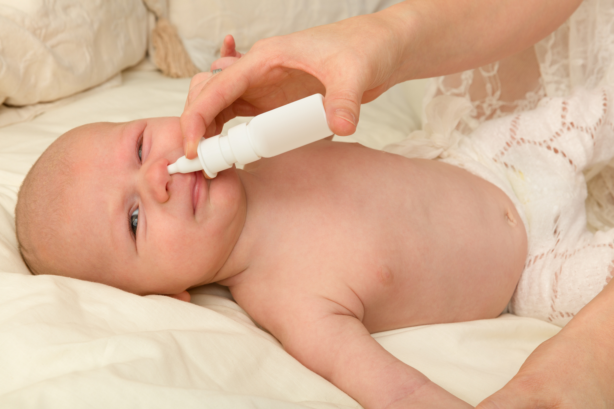 Come prevenire il raffreddore: l'importanza dei lavaggi nasali