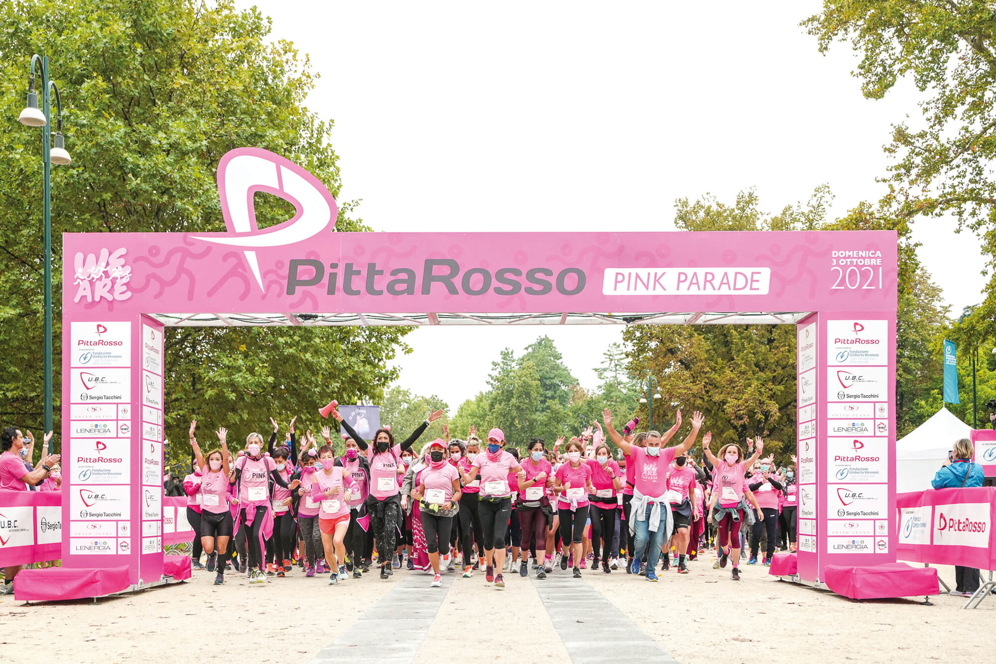 PittaRosso Pink Parade 2022: le aziende in marcia a sostegno della ricerca  | Fondazione Umberto Veronesi