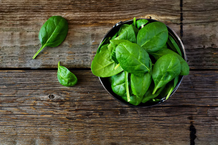 Pasta con pesto di anacardi e spinacini