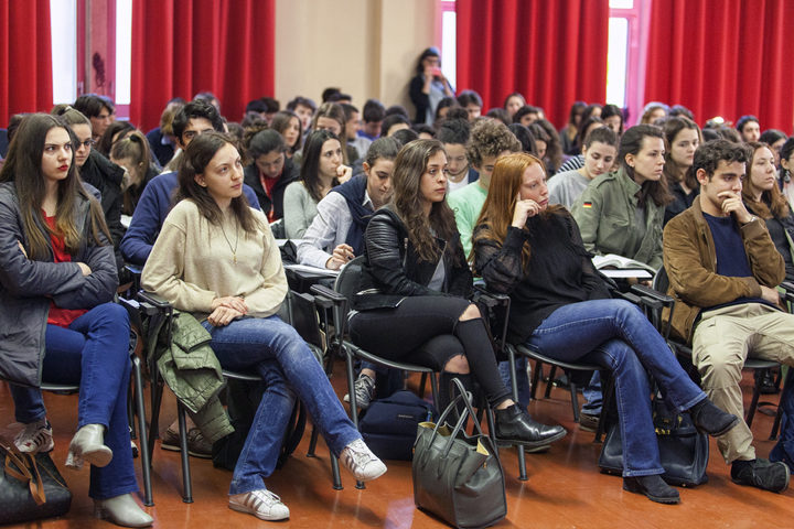 Così i ricercatori portano il loro lavoro direttamente tra i banchi di scuola