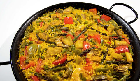 Paella vegetariana con avena