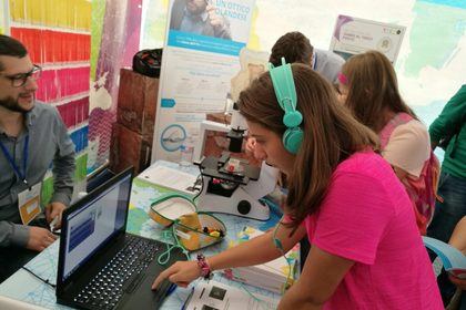 Chi l'ha detto che ai ragazzi italiani non piacciono le scienze?