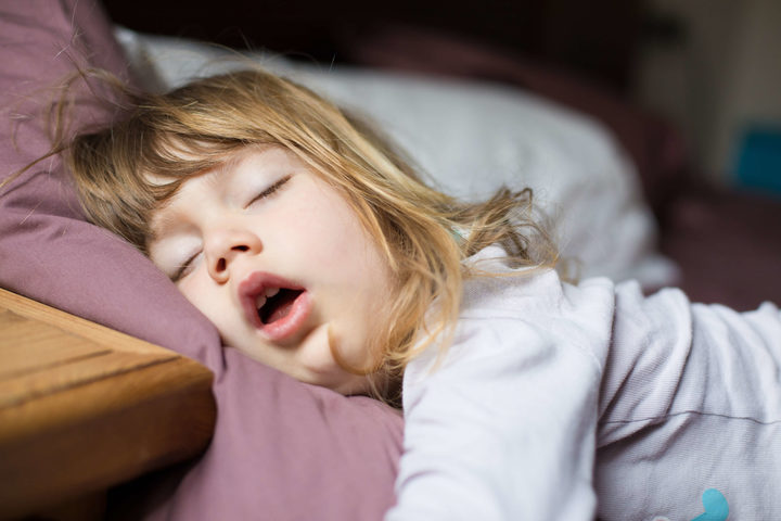 Quasi un bambino su tre ha un disturbo del sonno