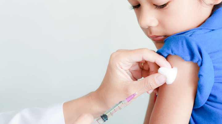 Un aperitivo letterario per parlare di vaccini a Milano