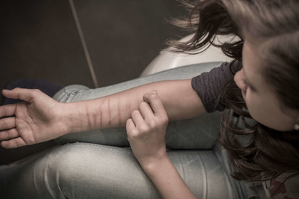 Autolesionismo: farsi male per lenire un dolore