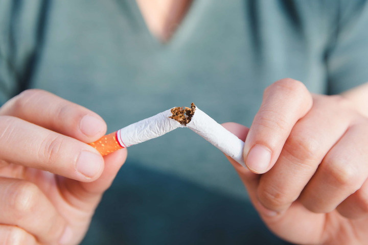 Fumo e donne: anche il tabacco fra i fattori di rischio per il tumore al seno