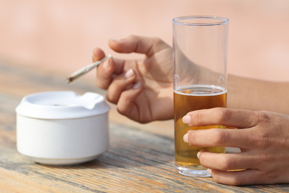 Alcol e cannabis: un binomio da guardare con attenzione