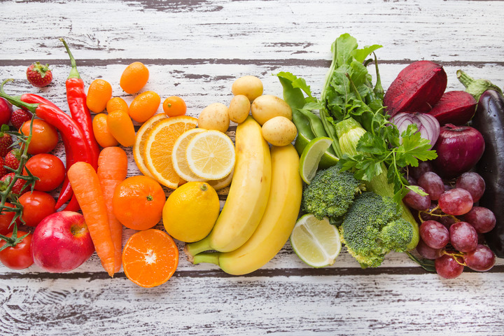 Frutta e verdura: ogni giorno 5 porzioni e 5 colori