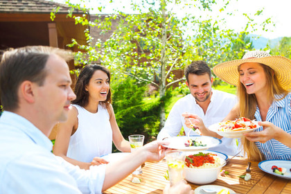 I consigli per mangiare bene durante l'estate