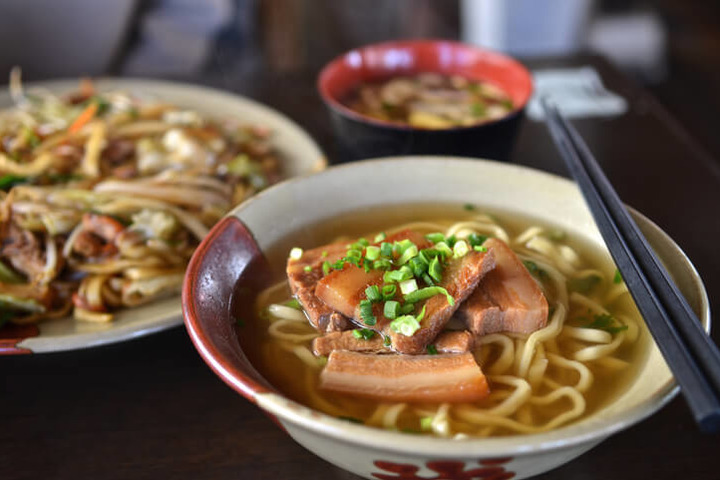 Dieta: cosa rende gli abitanti di Okinawa così longevi?