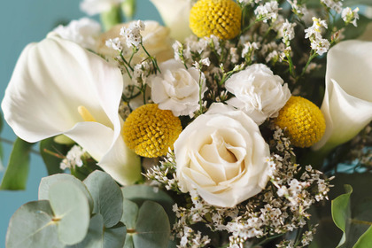 Un mazzo di fiori per sostenere la ricerca scientifica
