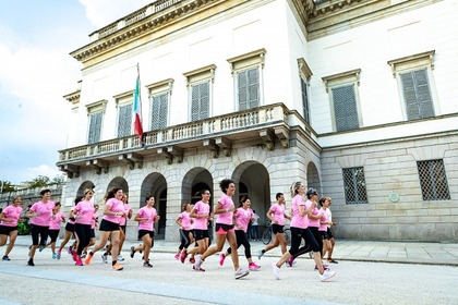 Ricerca sui tumori femminili: un mese al via della «staffetta-Pink»