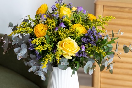 Festa della donna: i fiori di Colvin per sostenere la ricerca scientifica