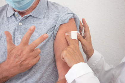 Variante Omicron: terza dose fondamentale