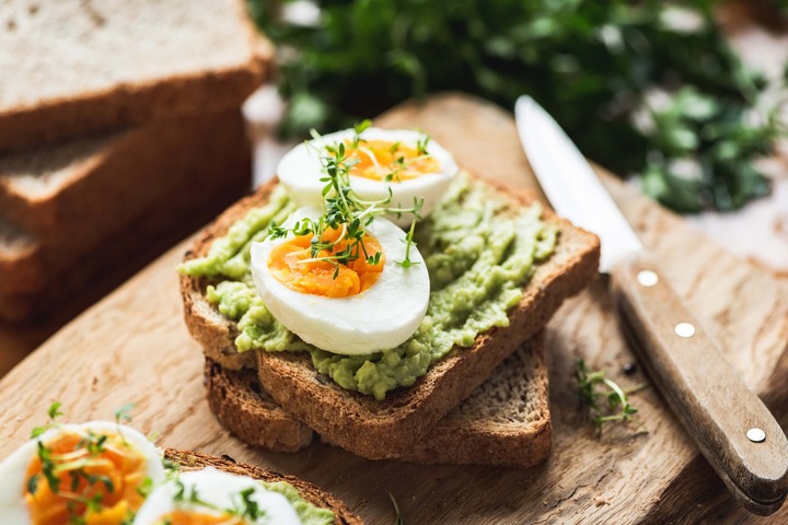 Alimenti salati a colazione: è sbagliato?