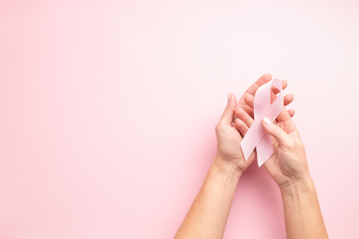 Tumore al seno: campagne di sensibilizzazione dal mondo