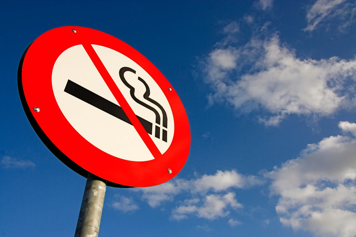 Gli spazi smoke-free funzionano