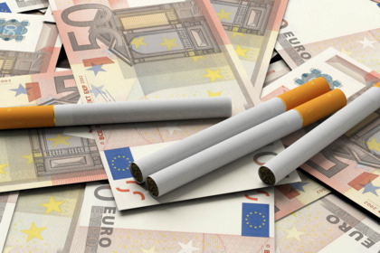 Alzare di molto il prezzo del tabacco? Sei italiani su dieci favorevoli