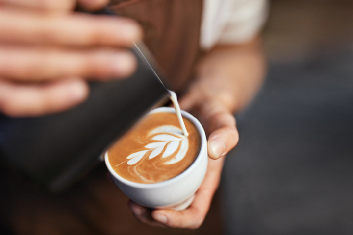Il caffé diminuisce l'assorbimento del calcio nel latte?