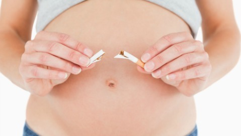 Così il fumo in gravidanza danneggia il bambino