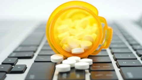 Farmaci online: i cinque consigli per evitare le truffe