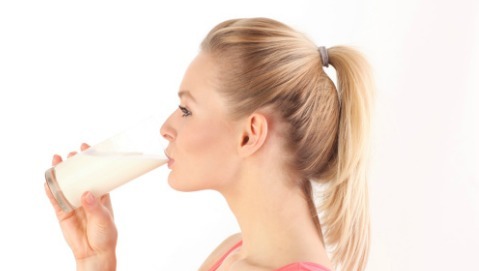 Il toccasana contro l’osteoporosi non è il latte