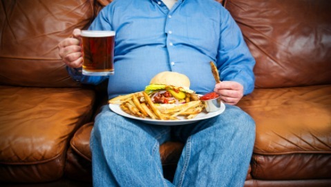 Basta pubblicità al cibo che ci rende più grassi