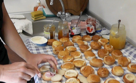 COME MANGIANO I CICLISTI? Alimentazione al Giro d'Italia: se non la curi non vinci