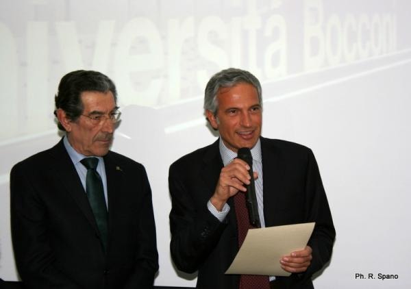 Il Premio Vivisalute assegnato al Prof. Paolo Veronesi