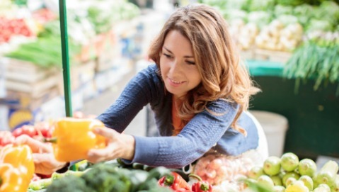 Con la dieta vegetariana tieni lontano il cancro del colon