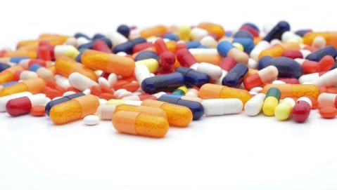 Batteri resistenti: e se la soluzione fosse nei “vecchi” antibiotici?
