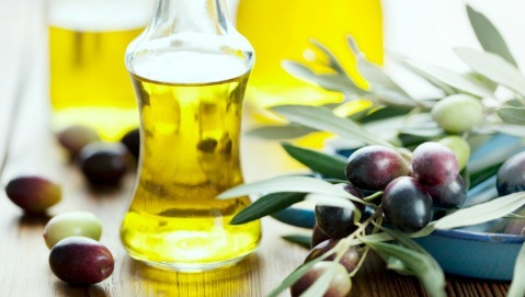 L’olio di oliva ci protegge i polmoni