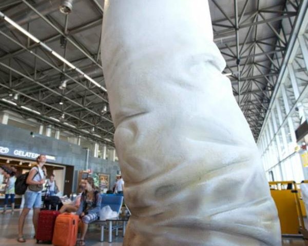 "Spegni l'ultima" all'aeroporto di Malpensa