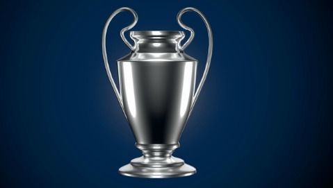 Champions League, a Milano una finale senza sigarette