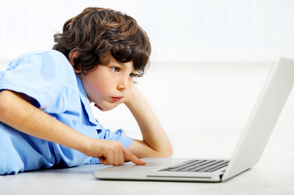 Bambini, come non «ammalarsi» di Internet