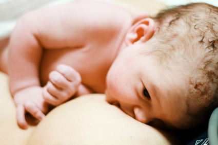 Allattamento al seno: i 10 passi UNICEF-OMS